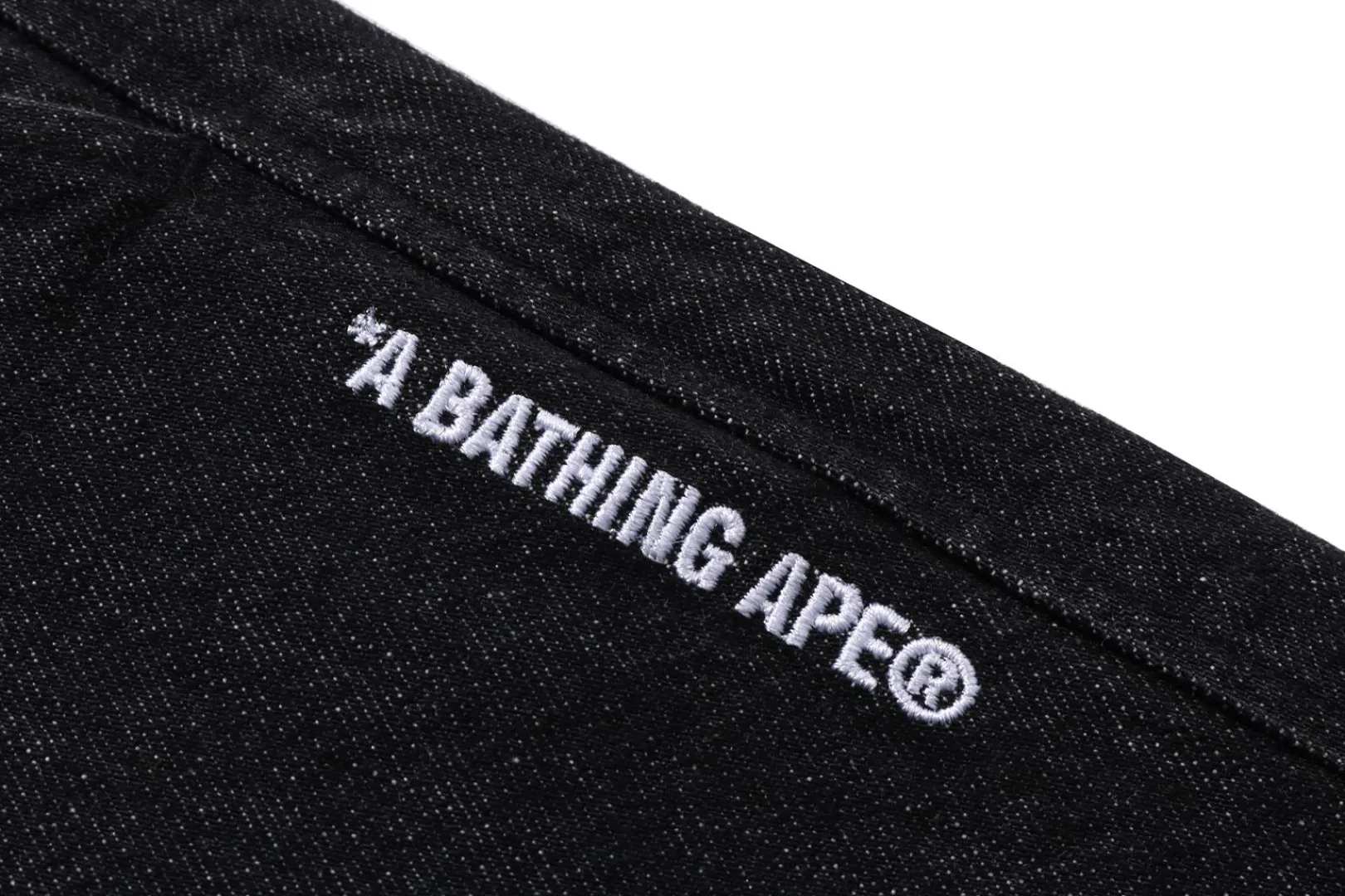 a_bathing_ape_pleat_denim_pants_mens_5.webp 0ZX A BATHING APE PLEAT DENIM PANTS MENS Best Sale