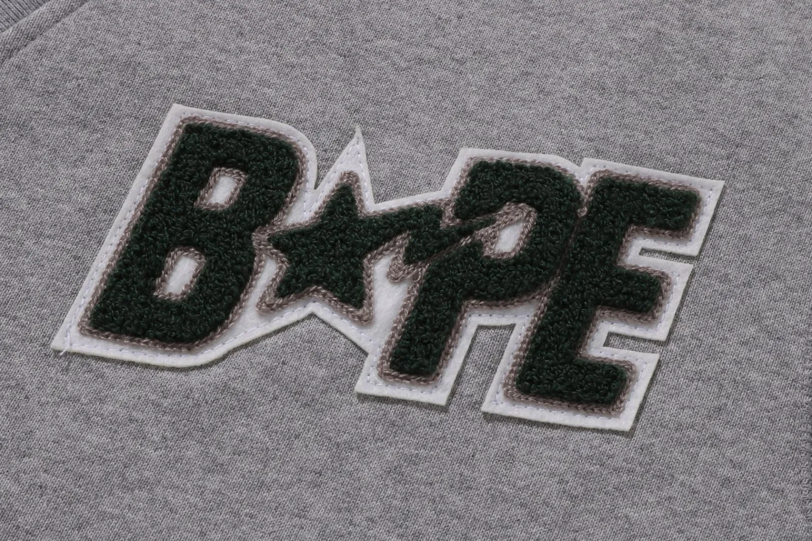 0ZX BAPE STA SWEAT-CARDIGAN GRAU Store