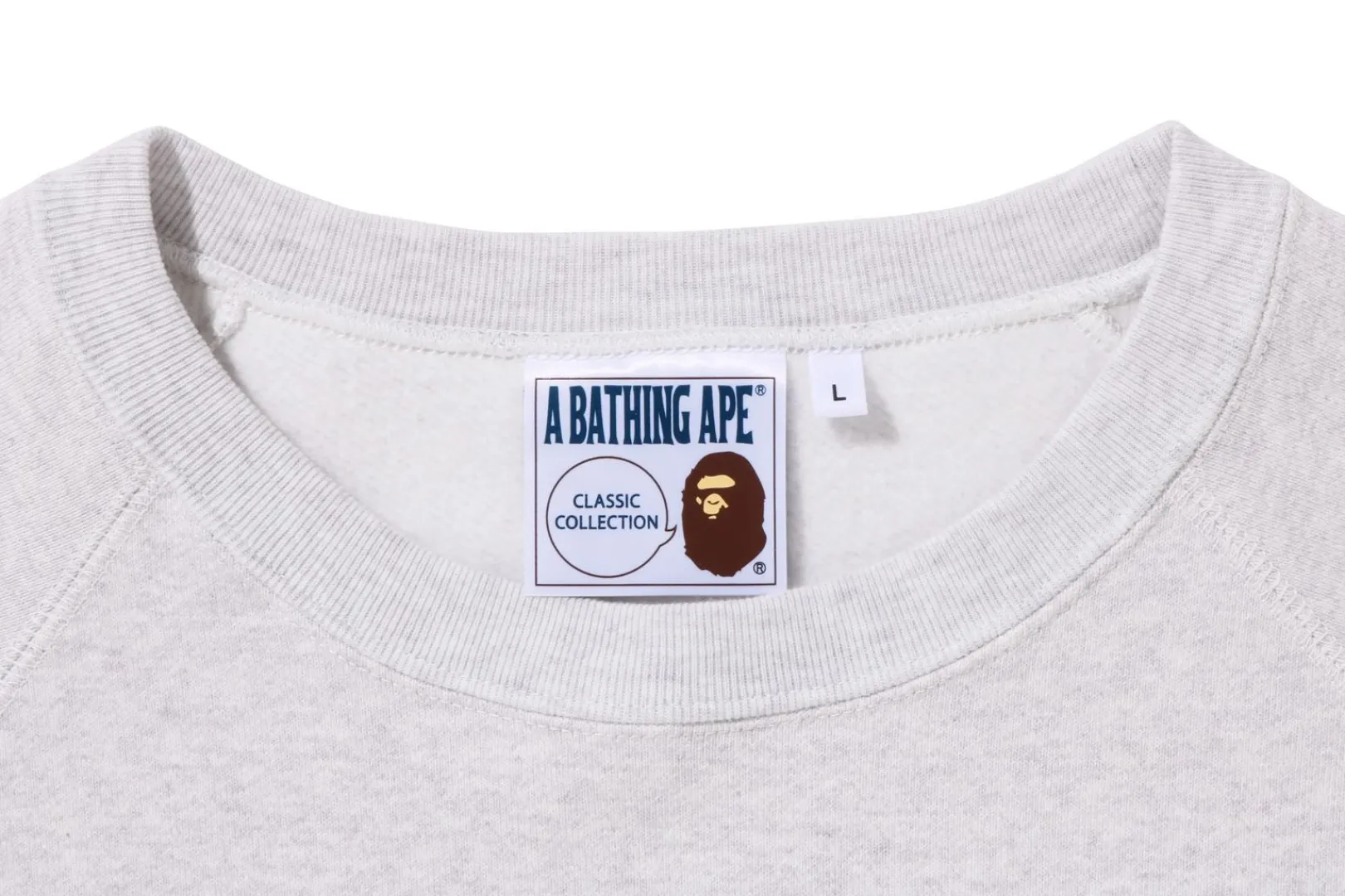 bathing_ape_rundhalsausschnitt_mit_lockerer_passform_2.webp 0ZX BATHING APE RUNDHALSAUSSCHNITT MIT LOCKERER PASSFORM New