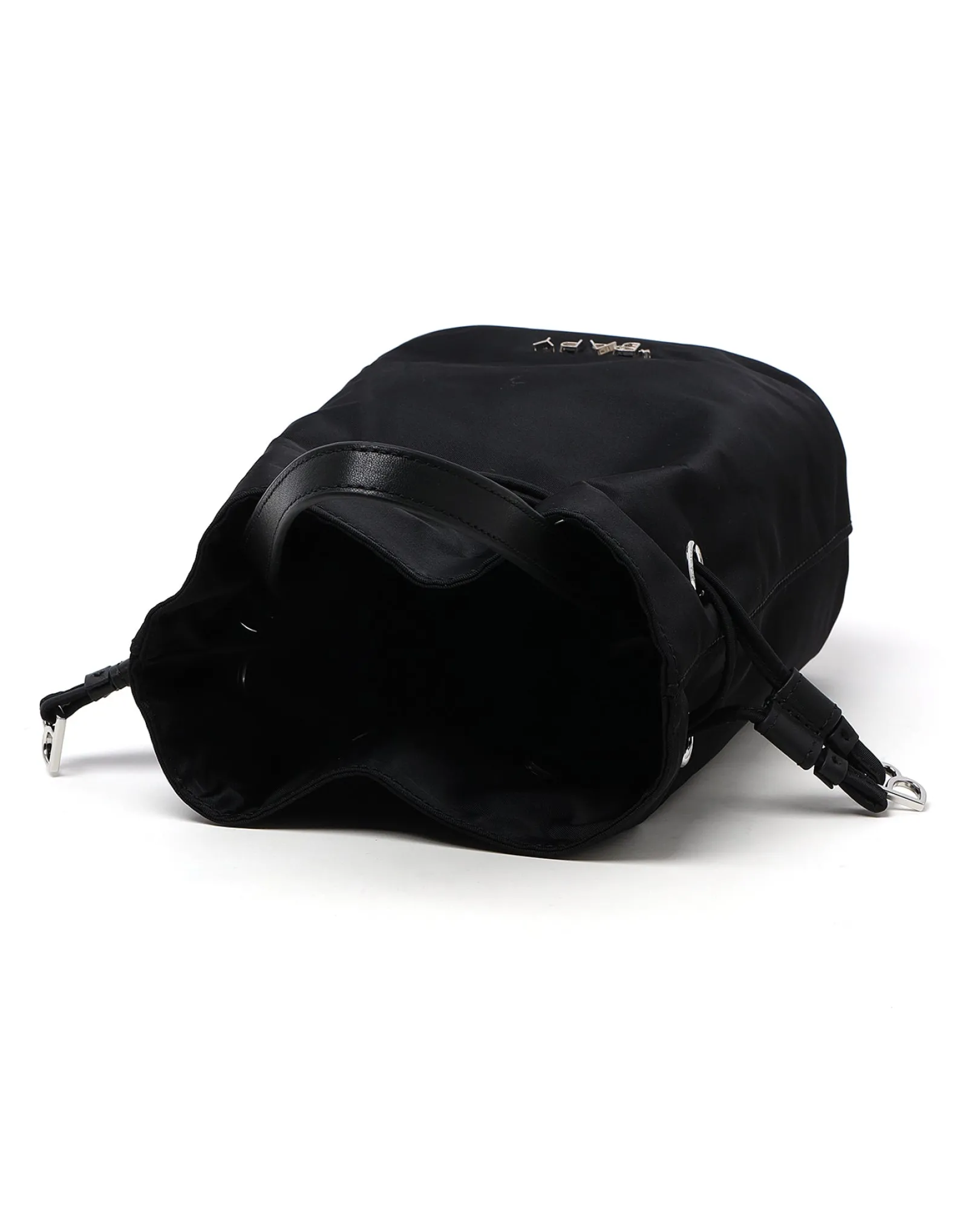 bpybgbaxjnylonbeuteltasche_l_5.webp BPY BGBA0015XJ/NYLON-BEUTELTASCHE L Fashion