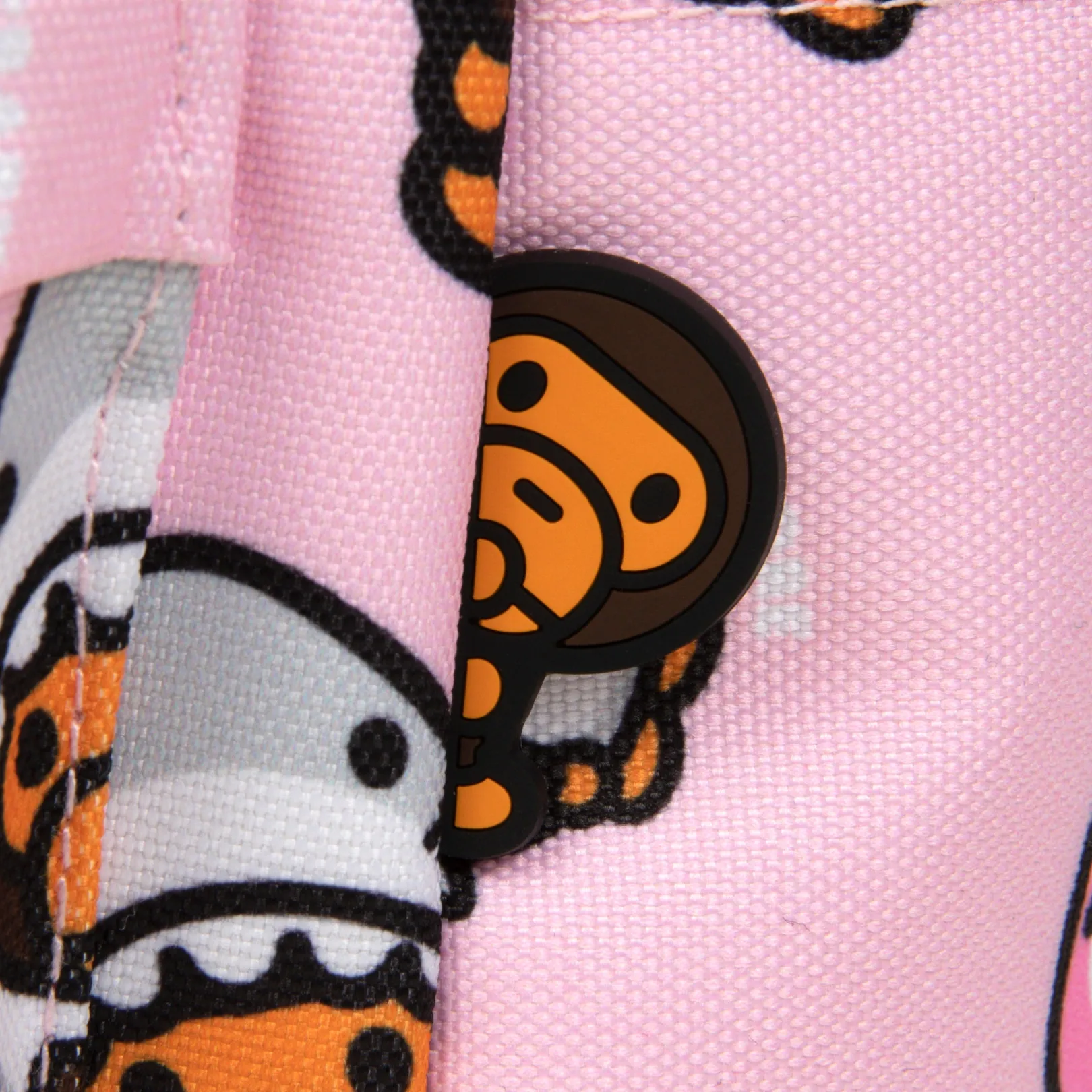 mxbgwxxmabc_milo_alle_freunde_minirucksack_9.webp 0MX BGW4279XXM/ABC MILO ALLE FREUNDE MINI-RUCKSACK Shop