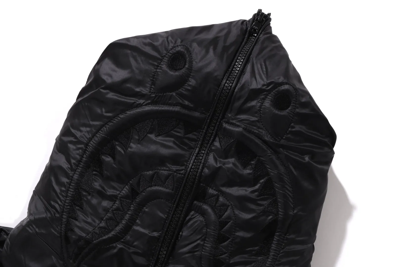 shark_relaxed_fit_down_jacket_mens_3.webp 0ZX SHARK RELAXED FIT DOWN JACKET MENS BLACK Sale