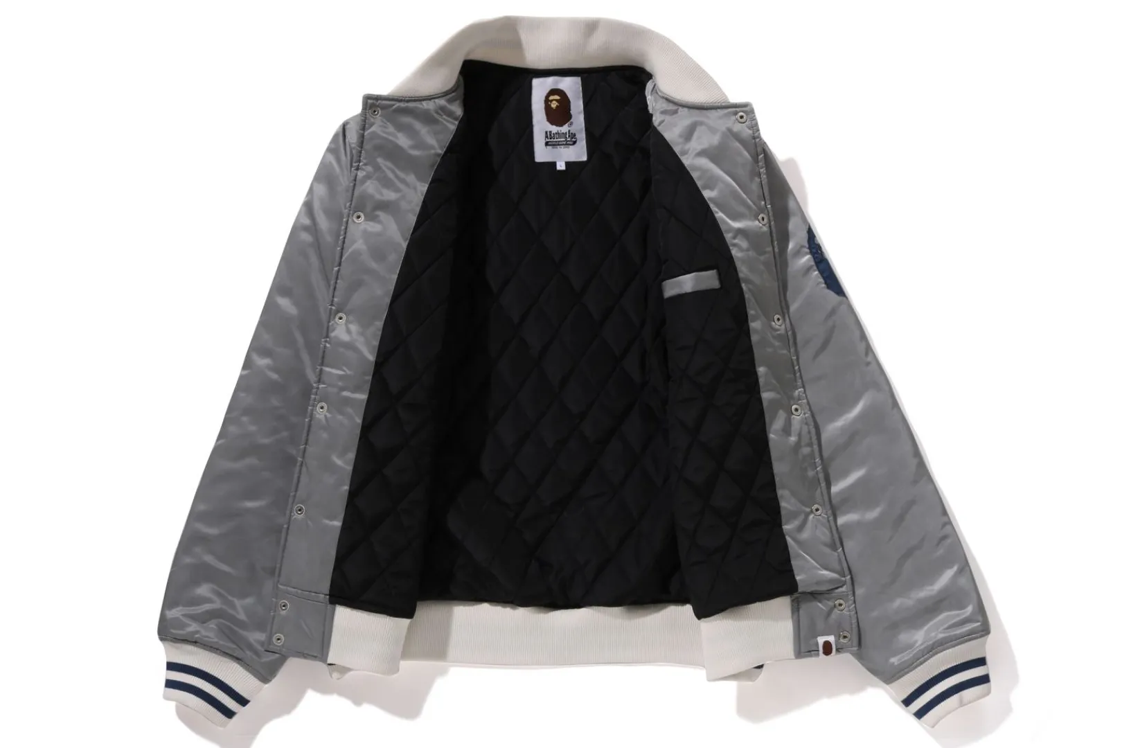 solid_camo_nyc_logo_nylon_varsity_jacket_mens_7.webp 0ZX SOLID CAMO NYC LOGO NYLON VARSITY JACKET MENS Hot