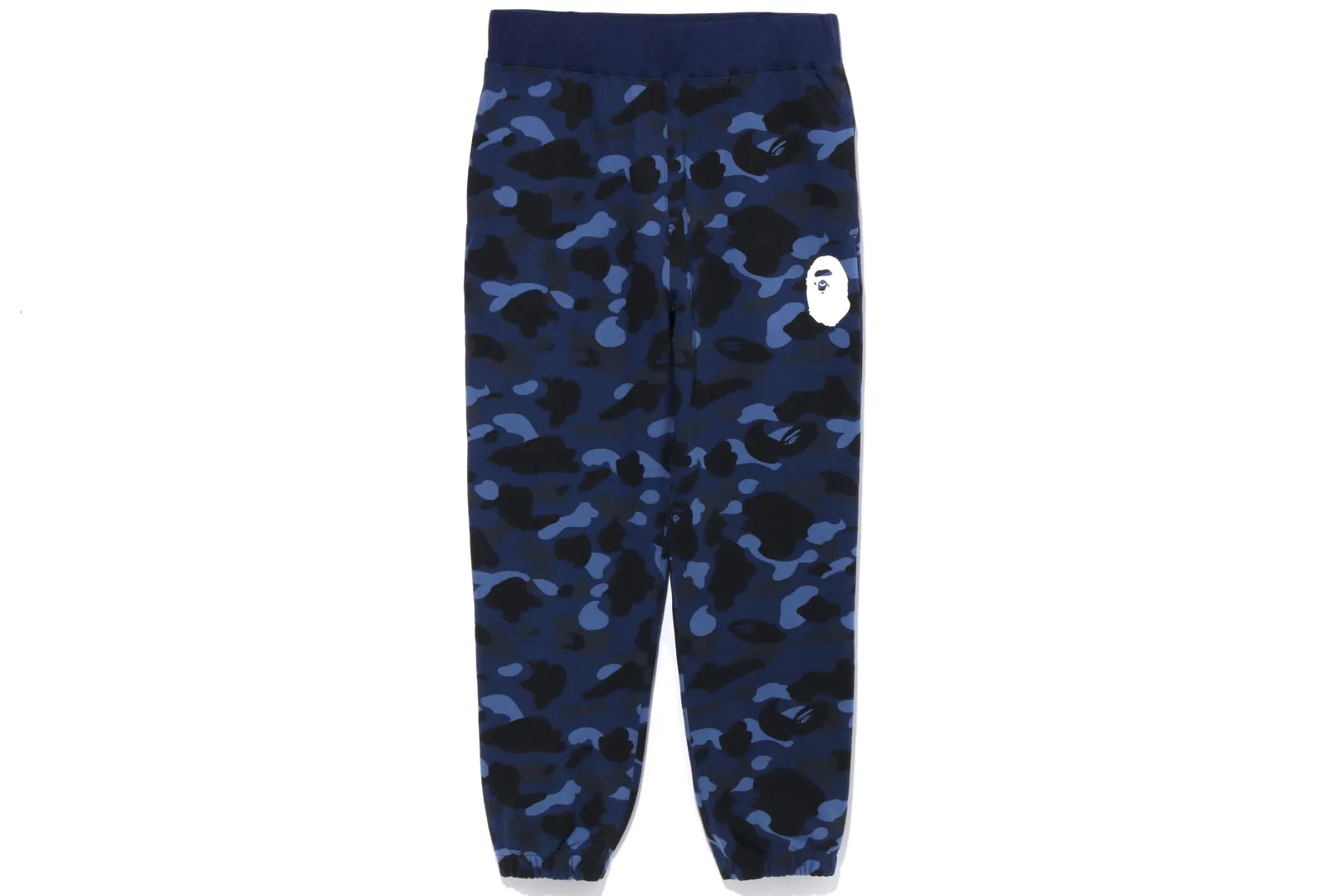 0ZX TRAININGSHOSE MIT WEITEM PASSFORM UND FARBE IN CAMO Hot