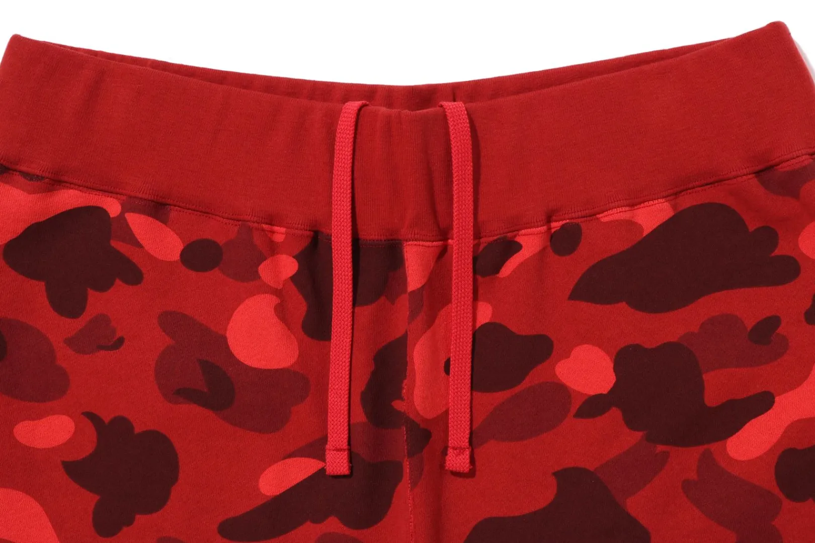 trainingshose_mit_weitem_passform_und_farbe_in_camo_11.webp 0ZX TRAININGSHOSE MIT WEITEM PASSFORM UND FARBE IN CAMO Hot