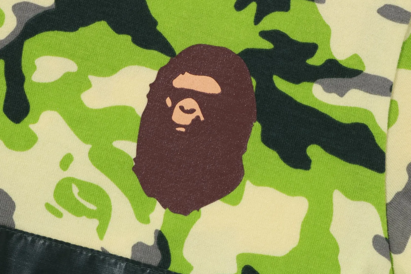 0ZX WOODLAND CAMO POCKET TEE KIDS GRÜN Shop